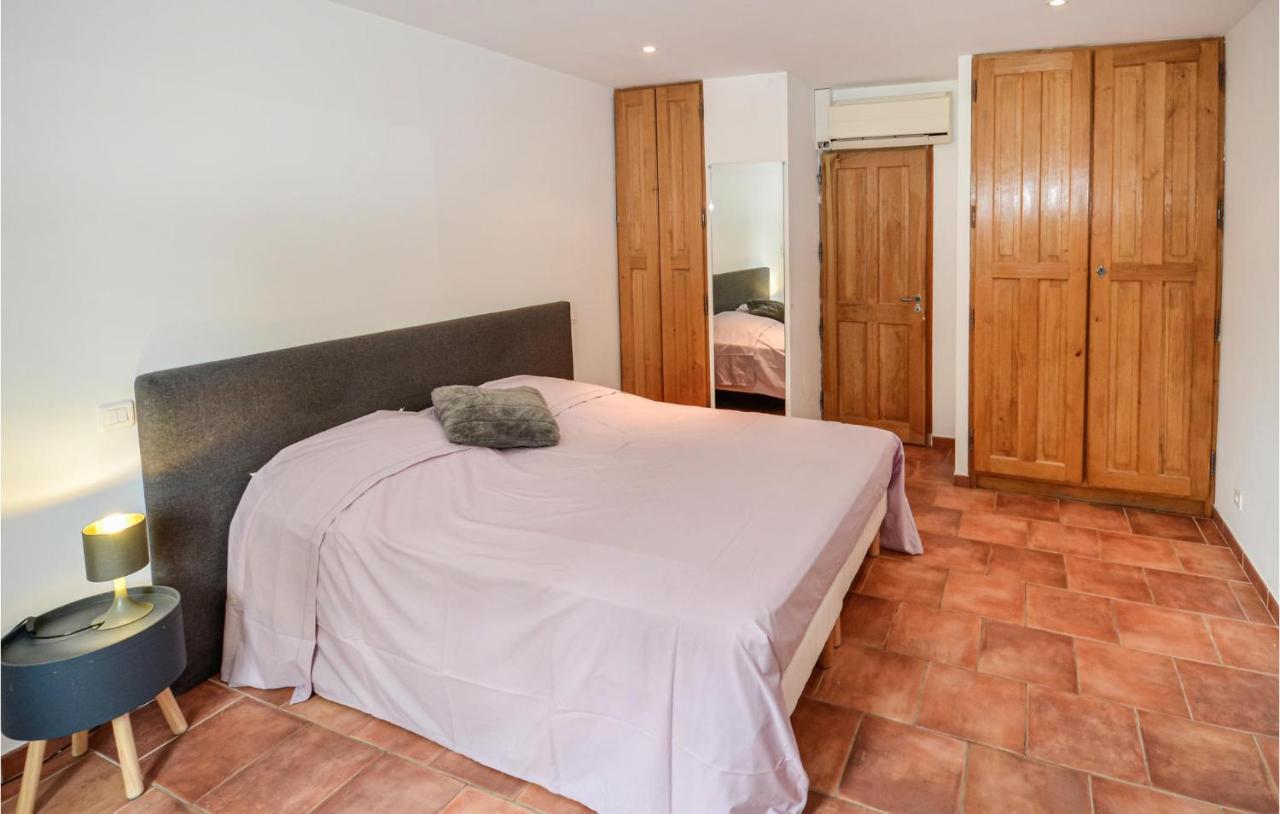 3 Bedroom Awesome Home In Chateuneuf De Gadagne Châteauneuf-de-Gadagne エクステリア 写真