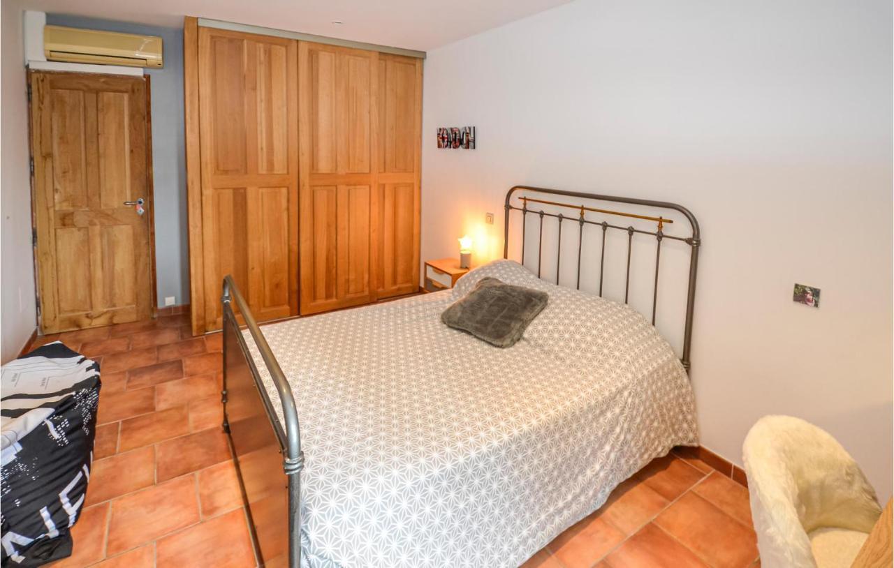 3 Bedroom Awesome Home In Chateuneuf De Gadagne Châteauneuf-de-Gadagne エクステリア 写真