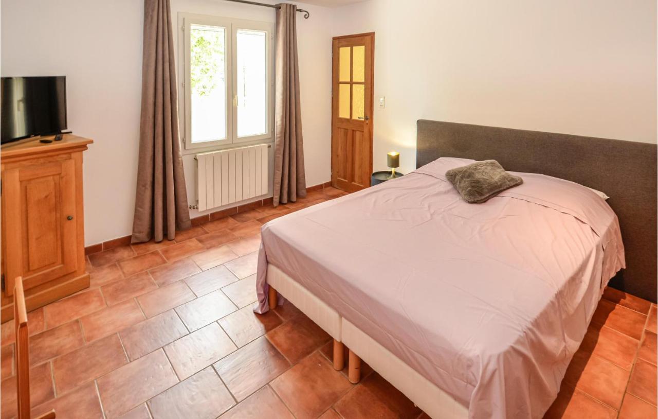 3 Bedroom Awesome Home In Chateuneuf De Gadagne Châteauneuf-de-Gadagne エクステリア 写真
