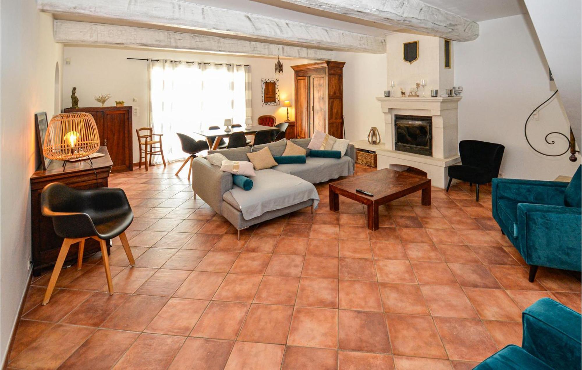 3 Bedroom Awesome Home In Chateuneuf De Gadagne Châteauneuf-de-Gadagne エクステリア 写真